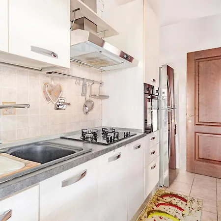 Cozy Apt Garden Bbq Near Subway Rome Exterior photo